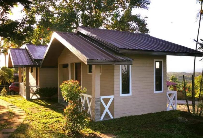 Lumban スペイシオ カリラヤ ベッド アンド ブレックファースト Bed & Breakfast エクステリア 写真