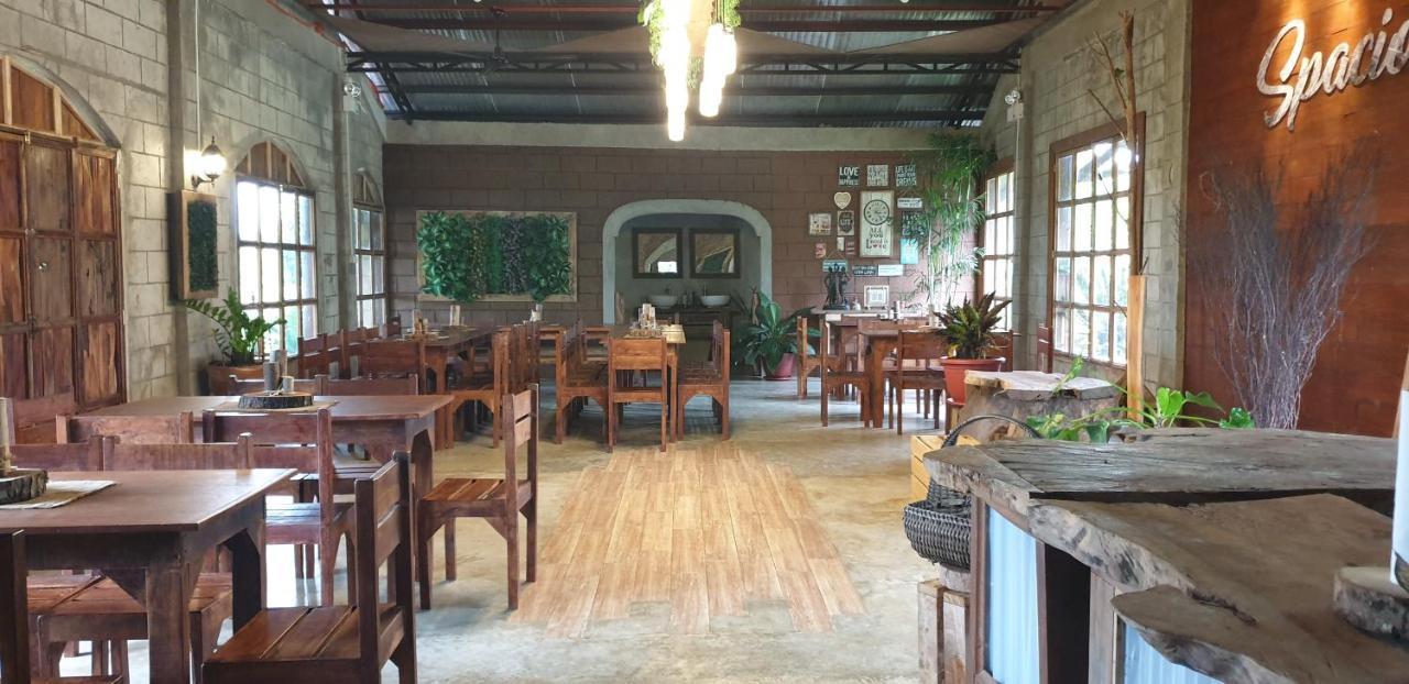 Lumban スペイシオ カリラヤ ベッド アンド ブレックファースト Bed & Breakfast エクステリア 写真